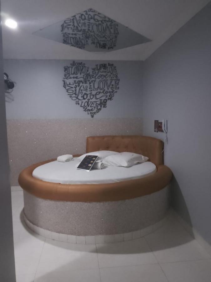 Hotel L Motel 1001 Noites - Setor O Бразилиа Экстерьер фото